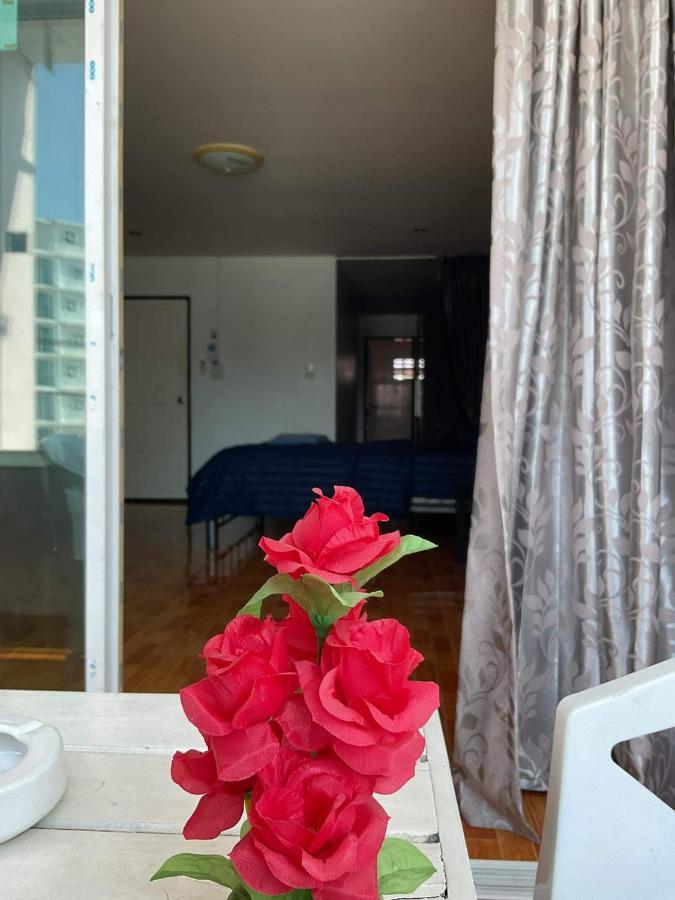 Zappa Guesthouse Pattaya Exterior photo